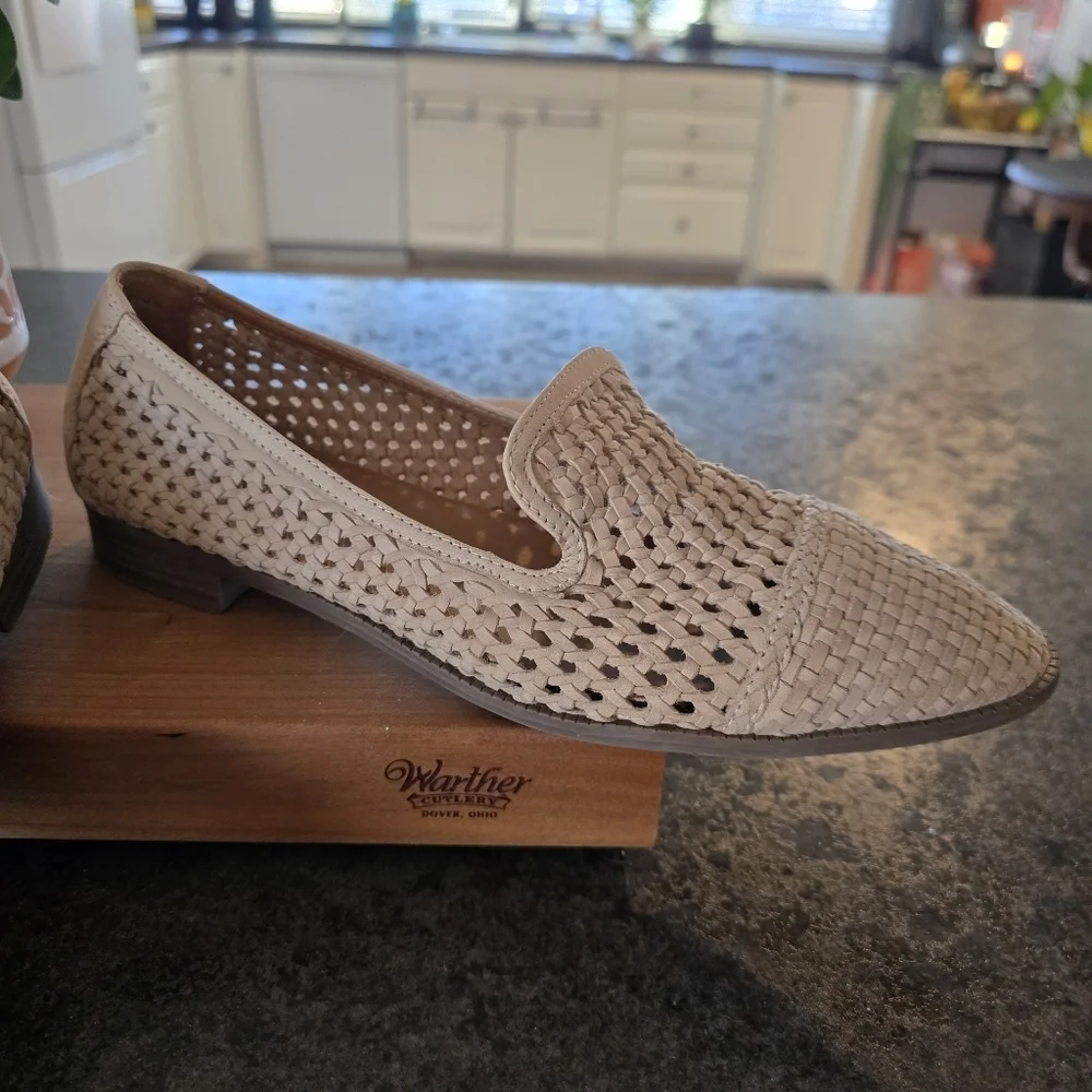 Joie Genuine Leather Woven Waffle Tan Loafers Almond Toe Flats Shoes